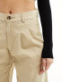 Фото #3 товара Levi's Pleated wide leg trouser in tan