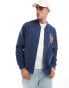 Фото #1 товара Levi's varsity monogram sweat bomber jacket in navy