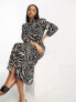 Фото #3 товара New Look high neck 3/4 sleeve midi dress in zebra print