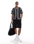 ASOS DESIGN relaxed revere shirt with black and white bandana print Черный, L - Chest 42 - фото #2