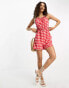 Pieces Petite tie sleeve playsuit in red gingham Красный, L - EU 40 - фото #3