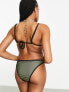 COLLUSION – Mehrfarbige Bikinihose aus Netzstoff mit hohem Beinausschnitt