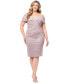 ფოტო #1 პროდუქტის Plus Size Metallic Ruched Sheath Dress