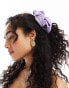 Фото #1 товара DesignB London maxi satin hair scrunchie in lilac