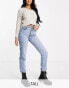 Фото #1 товара Джинсы женские Stradivarius Vintage-Mom-Jeans в светлом оттенке