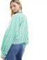 Фото #4 товара ASOS DESIGN spliced detail volume shoulder shirt in green stripe