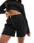 Фото #1 товара Extro & Vert tailored highwaisted shorts in black