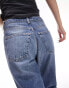 Topshop Petite Original high rise Mom jeans in mid blue Голубой, W24 L28 - фото #5