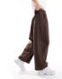 ASOS DESIGN oversized balloon trouser with elasticated waist in chocolate brown Коричневый, 2XL - W40-42 - фото #3