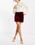 Фото #4 товара Miss Selfridge velvet mini skirt in burgundy