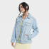 Фото #1 товара Women's 90's Baggy Trucker Jacket - Universal Thread Light Wash S