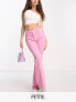 Фото #1 товара Pieces Petite Peggy flared jeans in pink