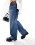 Фото #8 товара ASOS DESIGN Curve mid rise baggy boyfriend jeans in mid blue