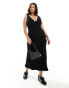 Фото #1 товара ASOS DESIGN Curve knitted moss stitch maxi dress with contrast trims in black and white