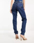Фото #6 товара Calvin Klein Jeans mom jeans in mid wash
