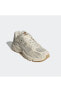 Фото #4 товара Женские кроссовки Adidas Astir для повседневной носки