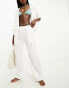 Фото #4 товара IIsla & Bird cargo crop short sleeve beach shirt co-ord in white