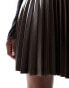 Фото #3 товара Vila leather look pleated mini skirt in dark chocolate