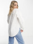 Фото #5 товара Urban Revivo relaxed shirt in white