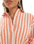 Фото #3 товара ASOS DESIGN seersucker co-ord beach shirt in red stripe