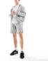 Фото #4 товара adidas Originals Trefoil Essentials shorts in grey