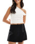 Фото #1 товара Stradivarius zip detail skort in black