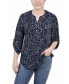 ფოტო #1 პროდუქტის Petite 3/4 Roll Tab Sleeve Y-neck Top