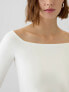 Фото #4 товара Modern Cropped Off-Shoulder T-Shirt