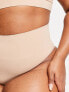 Фото #2 товара Spanx Curve Seamless Shaping thong in beige