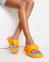 Public Desire – Exclusive Vaycay – Sandalen in Orange mit gepolstertem Zehensteg-Riemen