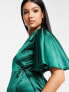 Фото #2 товара Little Mistress Maternity flutter sleeve satin maxi dress in emerald green