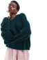 Фото #1 товара Monki round neck relaxed knitted jumper in dark forest green