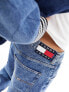 Фото #3 товара Tommy Jeans Aiden baggy jeans in mid wash