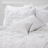 Фото #1 товара King 8pc Montvale Pinch Pleat Comforter Set White - Threshold