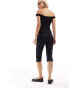 Фото #10 товара Monki stretch cropped capri pants in black sheen