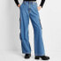 Фото #1 товара Women's High-Rise Wide Leg Denim Cargo Pants - Universal Thread Medium Wash 12