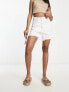 Фото #3 товара Stradivarius longline denim short in white