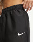 Nike Trend – Gewebte Jogginghose in Schwarz