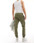 Фото #4 товара Jack & Jones cargo trousers with cuff in green