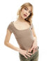 Фото #1 товара COLLUSION bengaline cap sleeve corset top in mocha