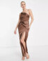 Фото #3 товара ASOS DESIGN Tall – Satin-Midikleid in Taupe-Braun mit One-Shoulder-Riemchenträger und Schlitz