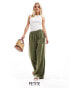 Фото #1 товара Pieces Petite linen touch wide leg trousers in khaki