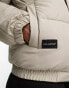 Фото #6 товара Hollister wide channel cozy puffer jacket in beige