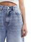 Miss Selfridge baggy jean in acid wash Отбеливающая стирка, W25 L30 - фото #4