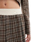 Miss Selfridge tailored rib trim pleated mini skirt in check in brown check co ord Коричневый клетчатый, 34 - фото #5