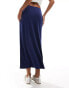 Monki super soft jersey midi skirt with elastic fold in navy Синий, XS - EU 34-36 - фото #3