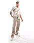 Фото #1 товара Jack & Jones floral shirt with revere collar in beige