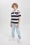 Фото #2 товара Erkek Çocuk Oversize Fit Çizgili Baskılı Kısa Kollu Polo Tişört B9514A824SM