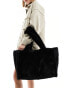 Pieces faux fur shopper bag in black