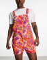 Фото #4 товара ASOS DESIGN dungaree in shorter length with all over print